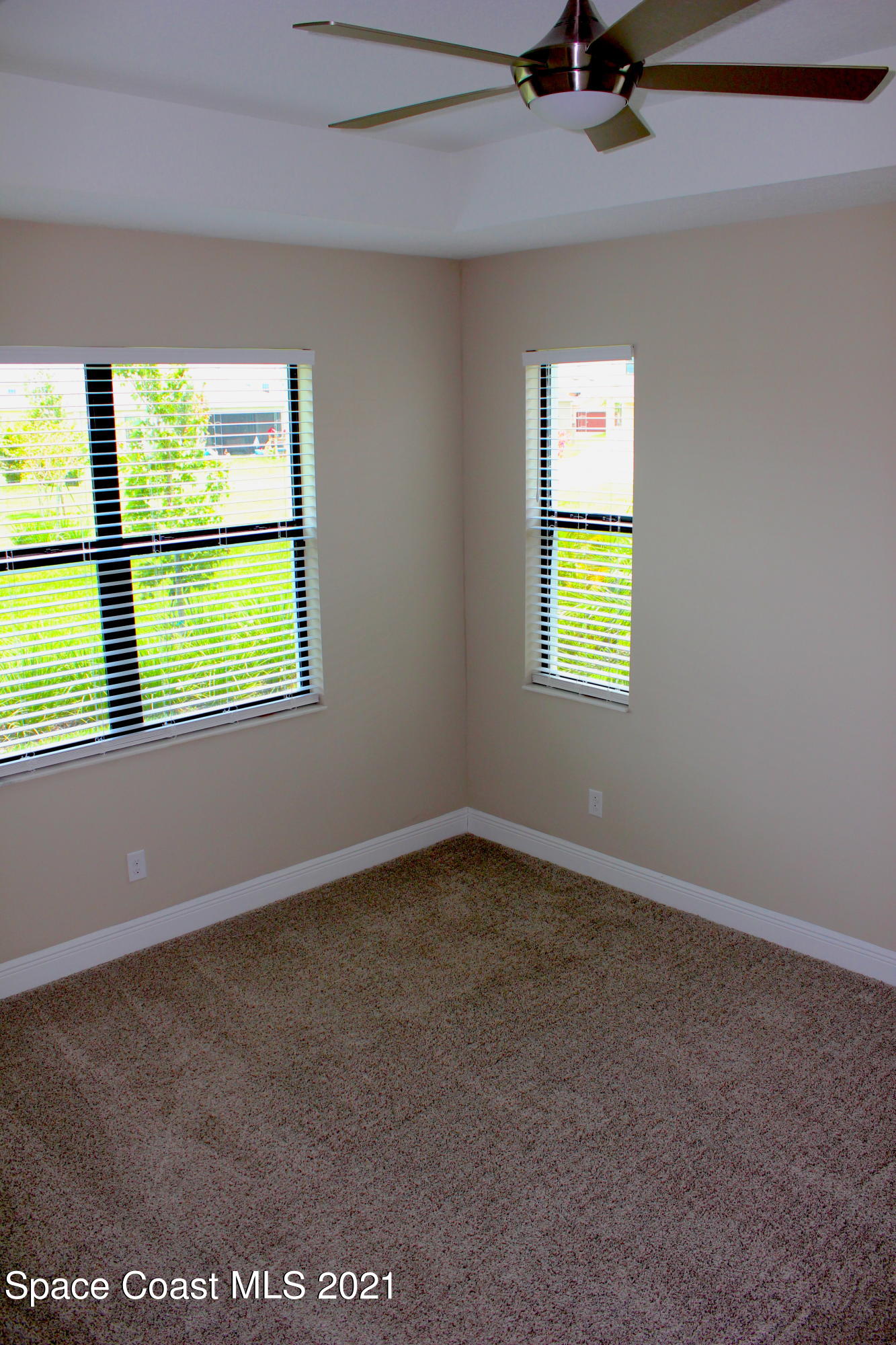 3630 Stabane Place Melbourne, FL 32940 - Photo 5 of 24 an empty room with a window