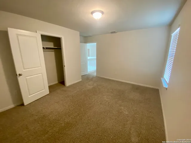 $2,200 | 9307 Avondale Park, Converse, TX 78109