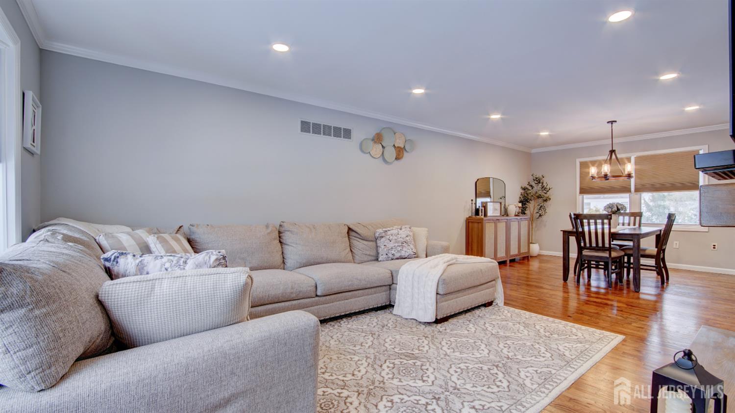 31 Wolfpack Road Hamilton, NJ 08619 - Photo 15 of 47