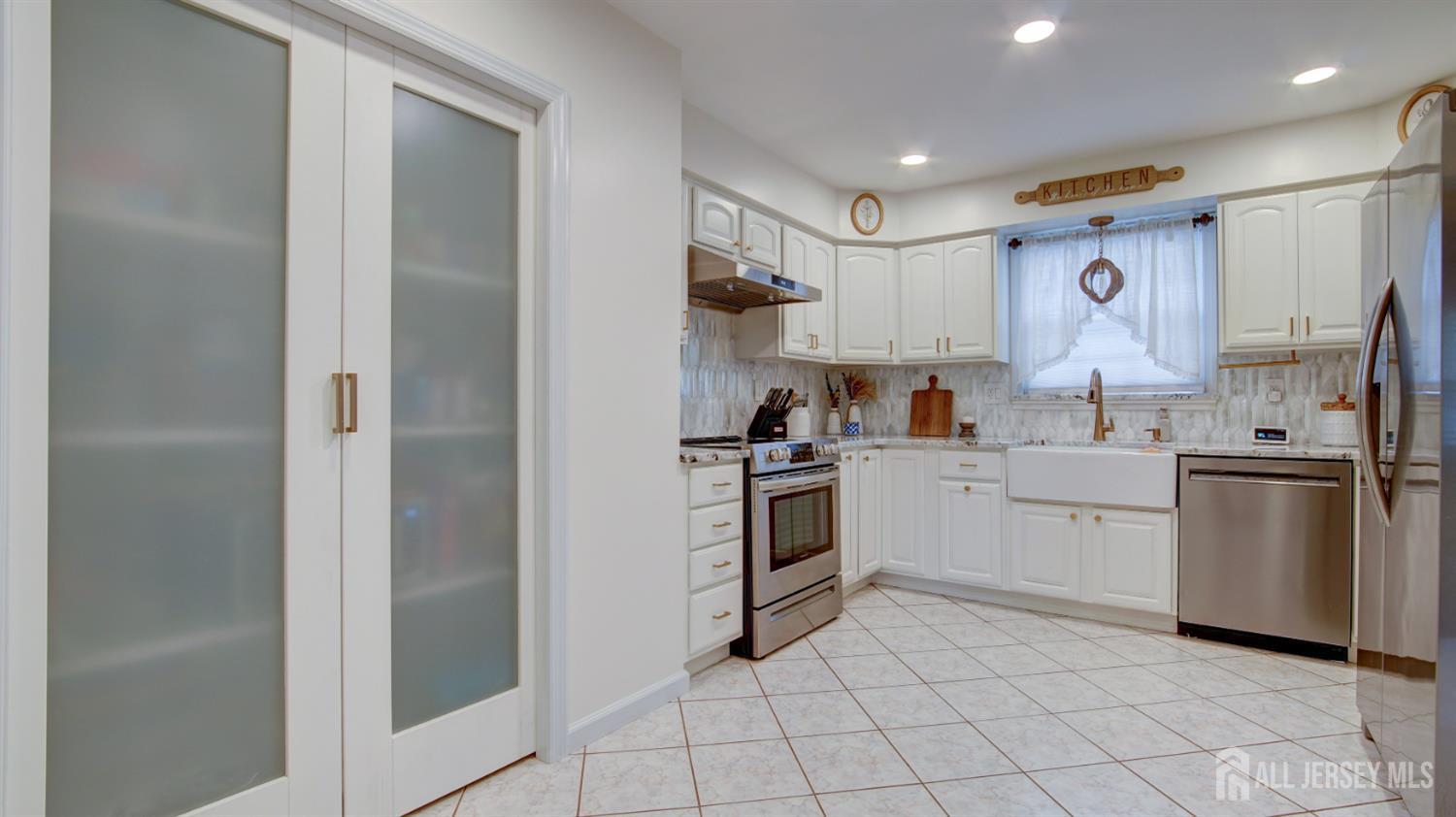 31 Wolfpack Road Hamilton, NJ 08619 - Photo 20 of 47