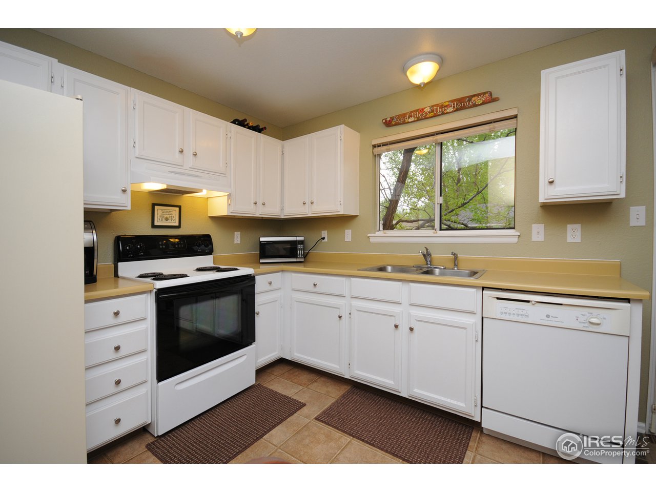 2319 Antelope Road Fort Collins, CO 80525 - Photo 6 of 20 Gallery Image 6