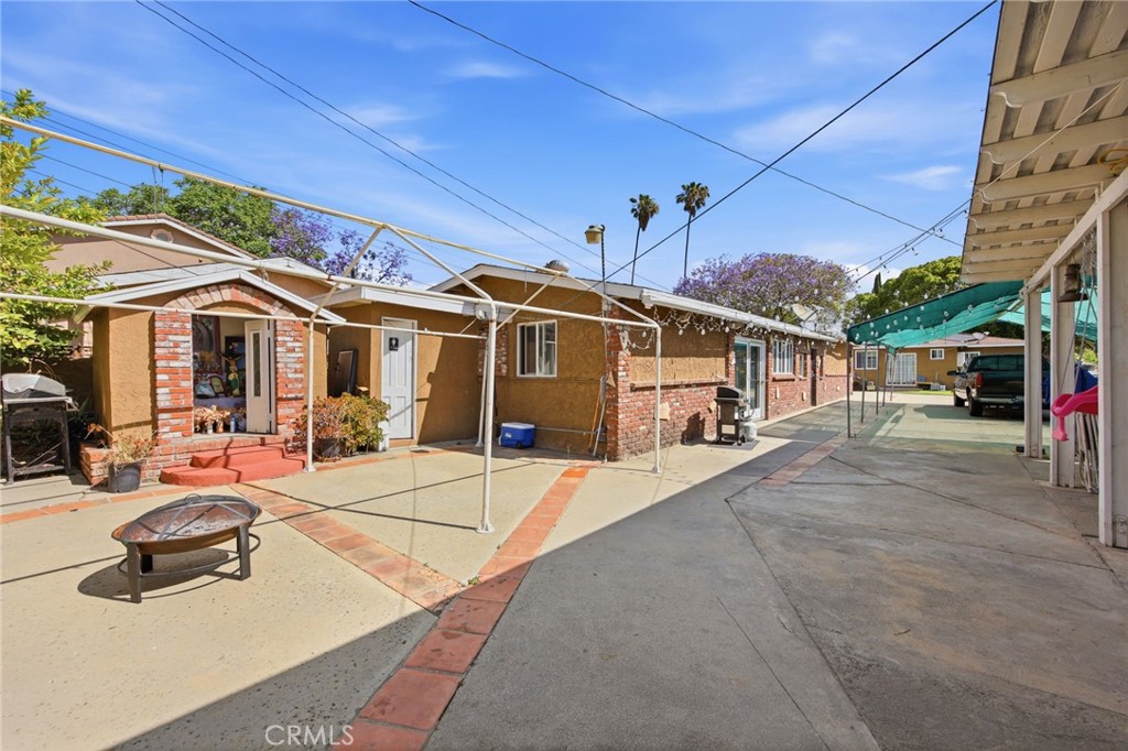 13054 Amar Road Baldwin Park, CA 91706 - Photo 34 of 52