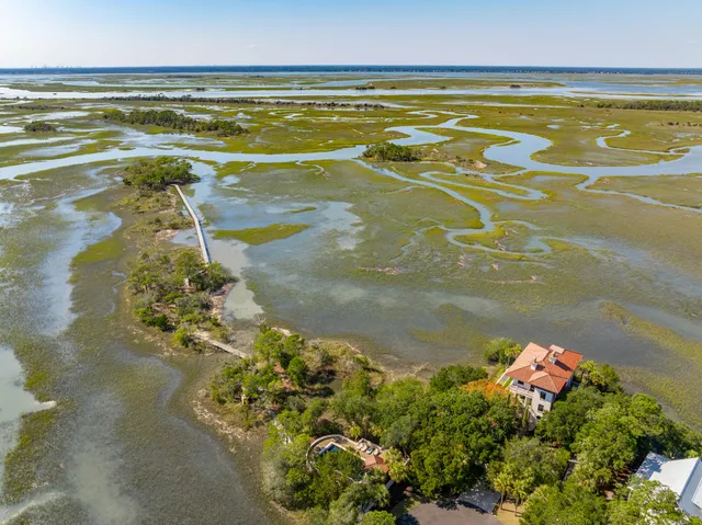 $6,700,000 | 24 Seagrass Lane, Isle of Palms, SC 29451
