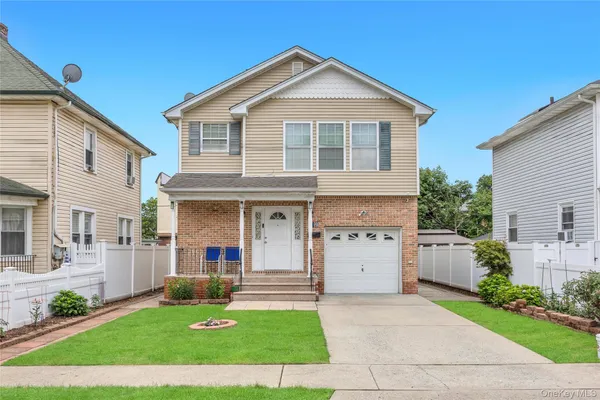 $749,000 | 99 Ormond Street, Hempstead, NY 11550