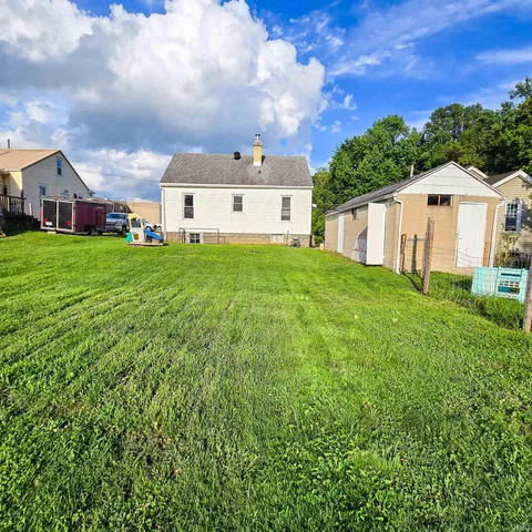 $145,000 | 206 Schnell Lane, Jasper, IN 47546