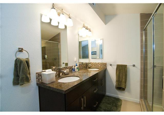 687 South Coast Highway 101, Unit 233 Encinitas, CA 92024 - Photo 17 of 25