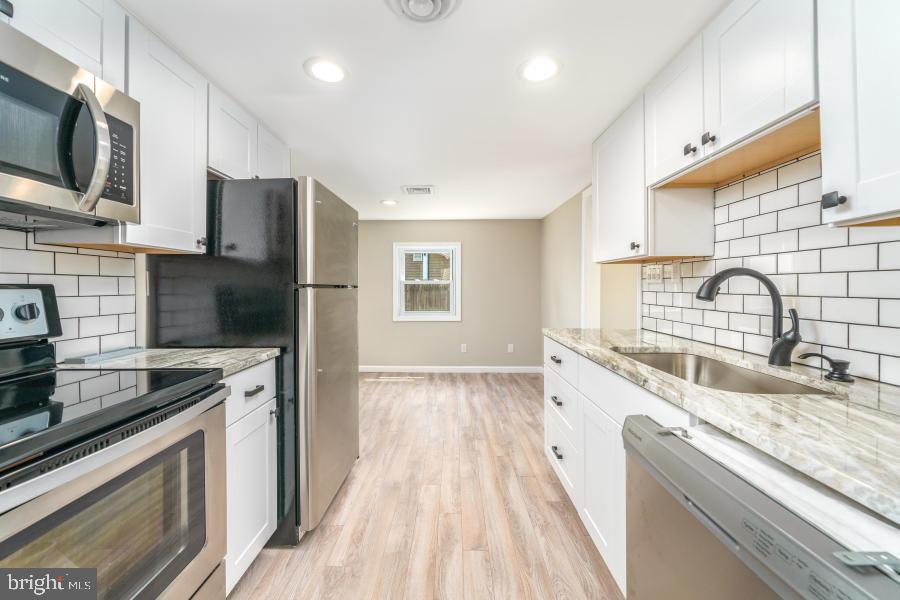 118 Nantucket Road Forked River, NJ 08731 - Photo 5 of 17 Gallery Image 5