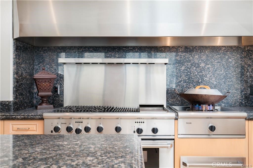 2420 The Strand Manhattan Beach, CA 90266 - Photo 18 of 61