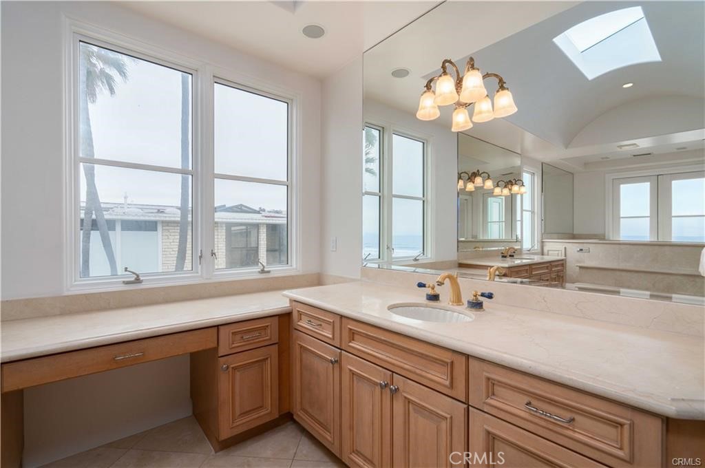 2420 The Strand Manhattan Beach, CA 90266 - Photo 45 of 61