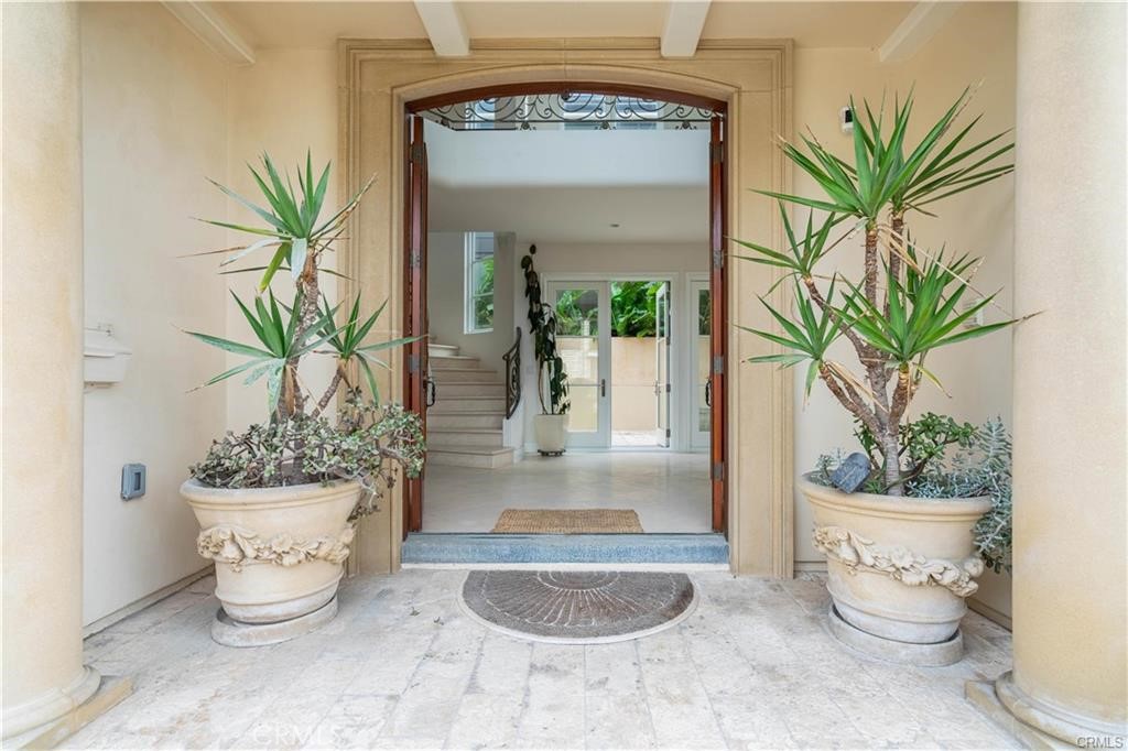 2420 The Strand Manhattan Beach, CA 90266 - Photo 6 of 61