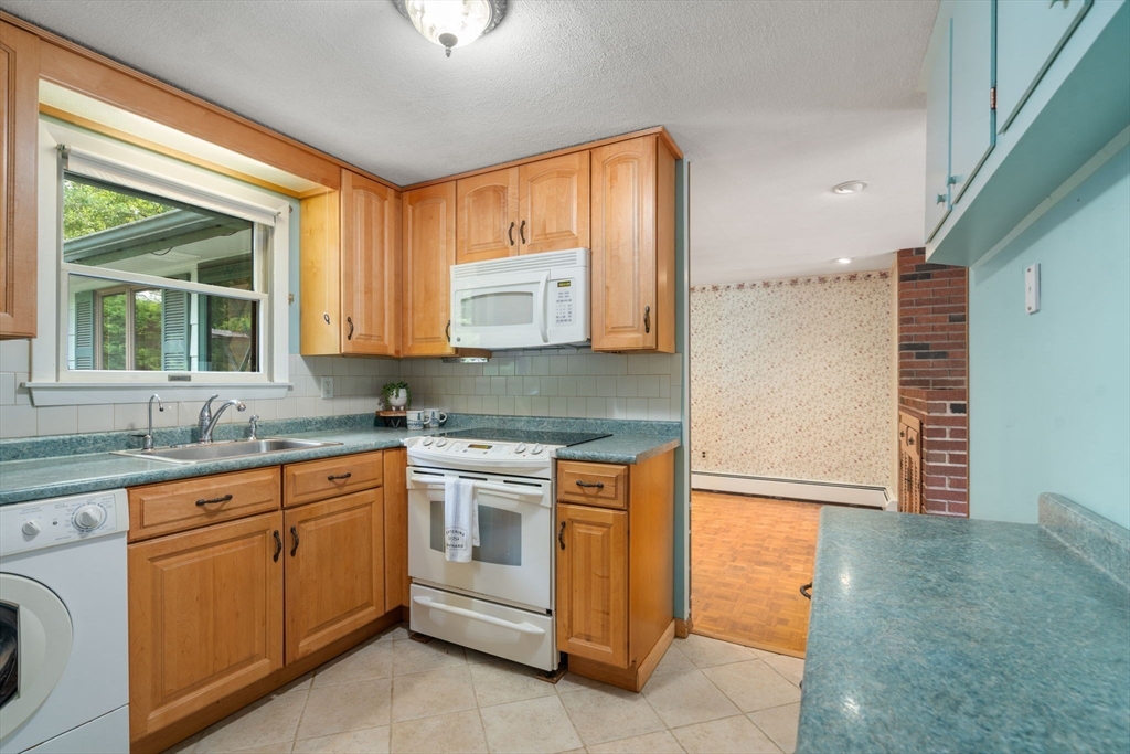5 Sunset Road Maynard, MA 01754 - Photo 11 of 42