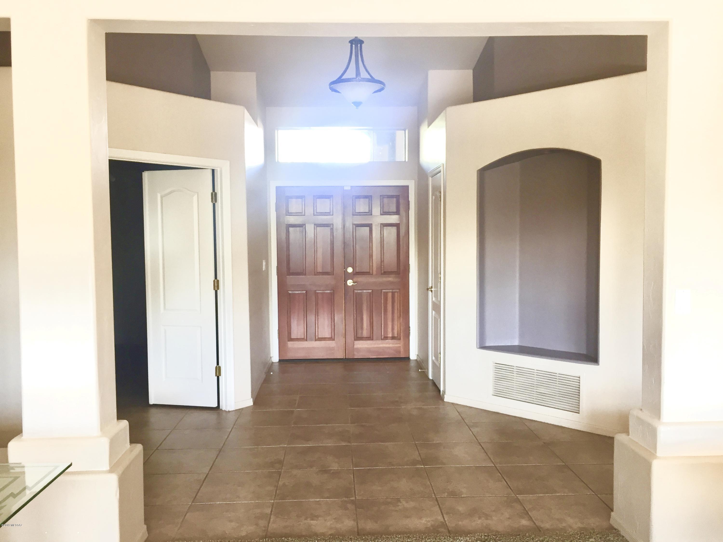 11376 North Copper Spring Place Tucson, AZ 85737 - Photo 2 of 14