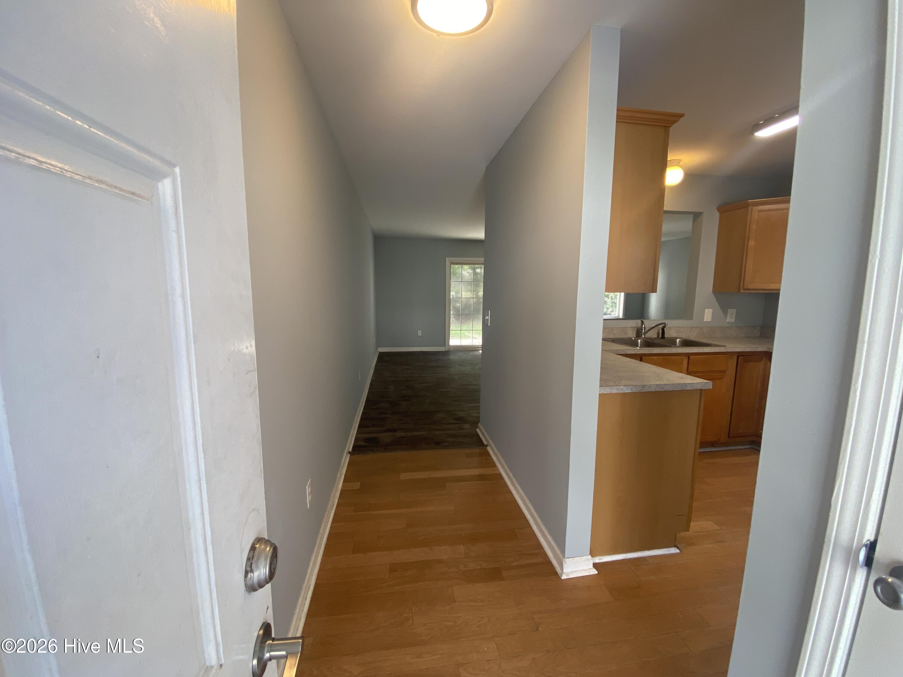 5132 Greenville Loop Road, Unit B Wilmington, NC 28409 - Photo 5 of 37
