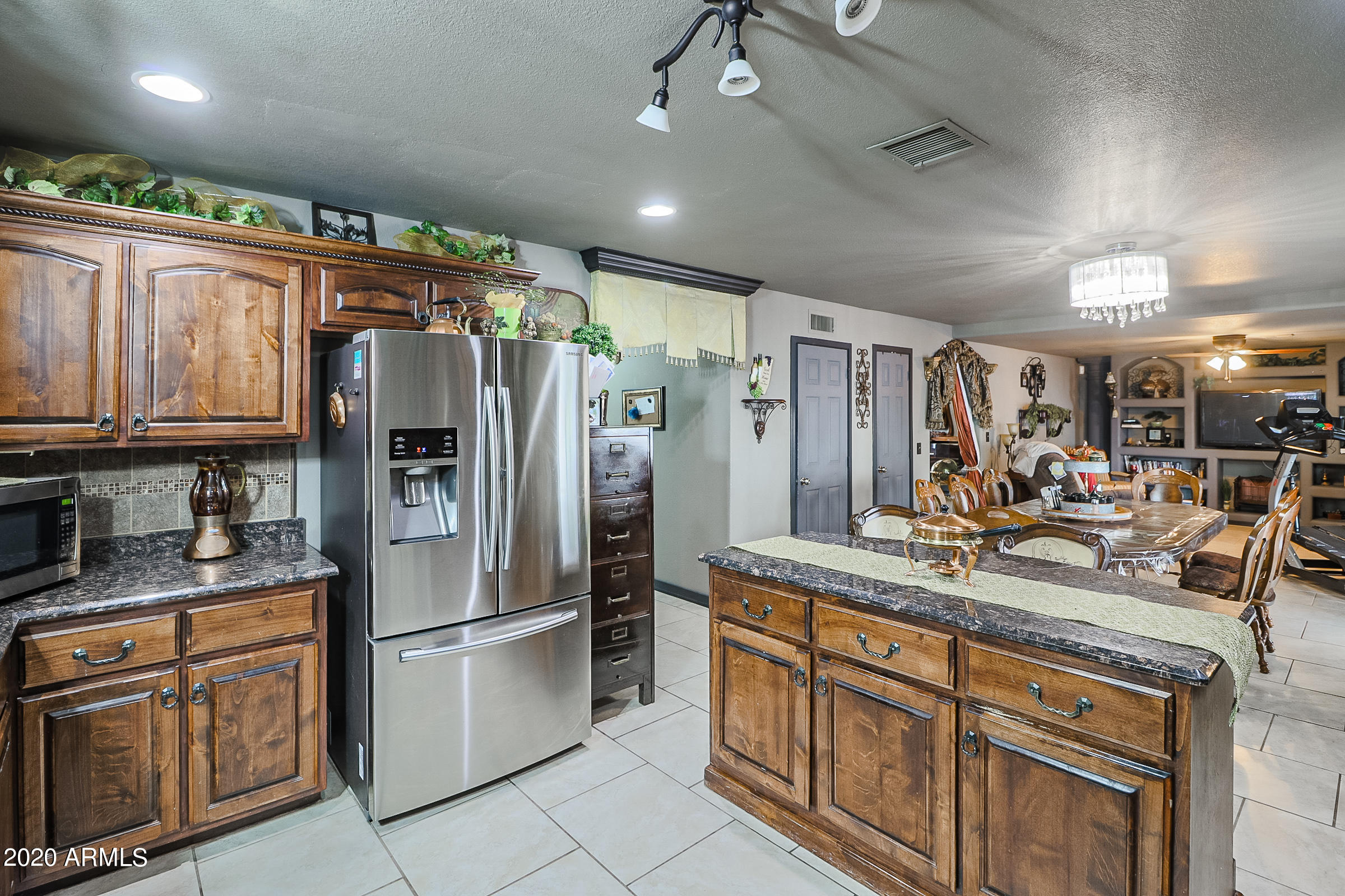 13626 North 18th Street Phoenix, AZ 85022 - Photo 4 of 34 B (12)