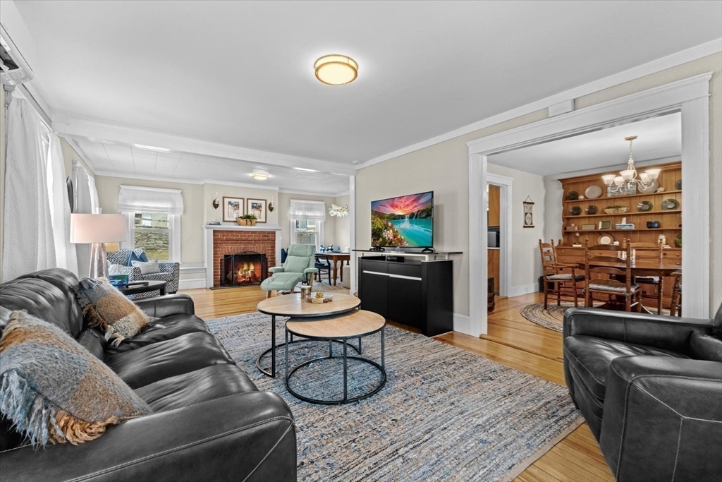 6 Davis Way Worcester, MA 01604 - Photo 13 of 39