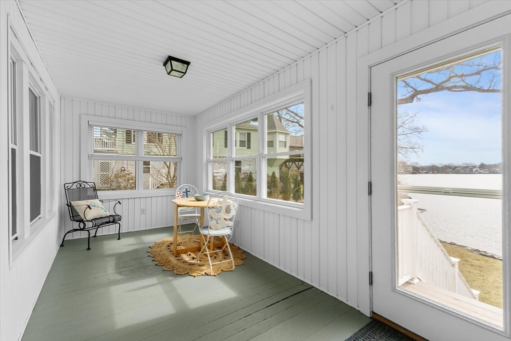 6 Davis Way Worcester, MA 01604 - Photo 27 of 39
