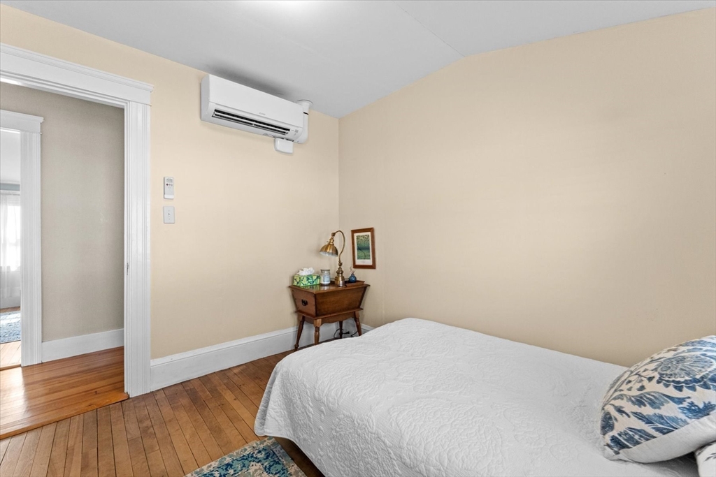 6 Davis Way Worcester, MA 01604 - Photo 33 of 39