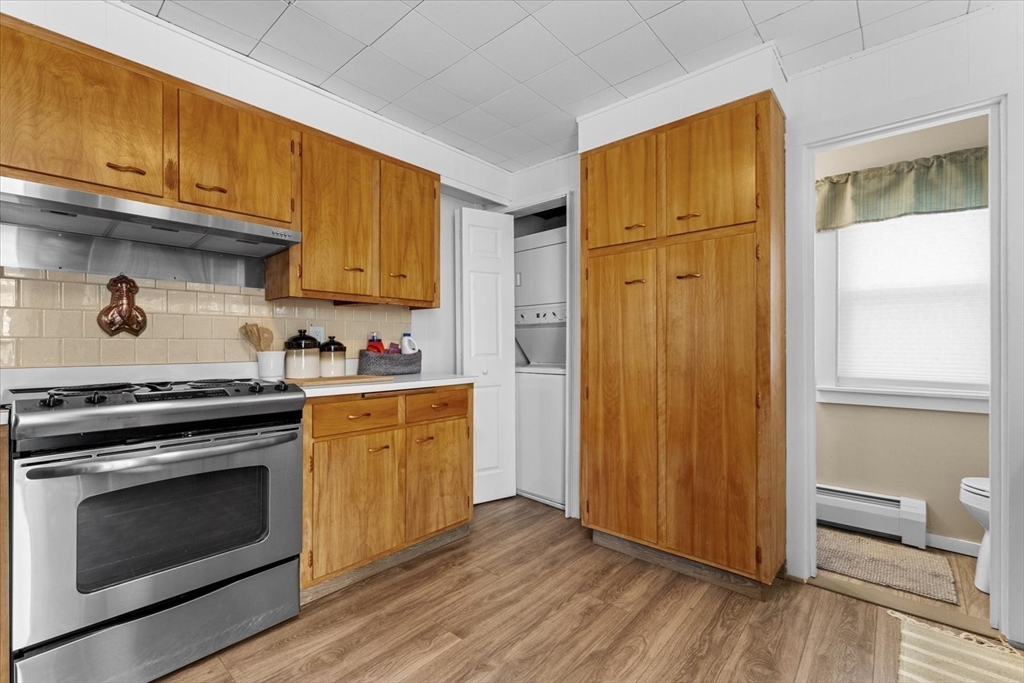 6 Davis Way Worcester, MA 01604 - Photo 8 of 39