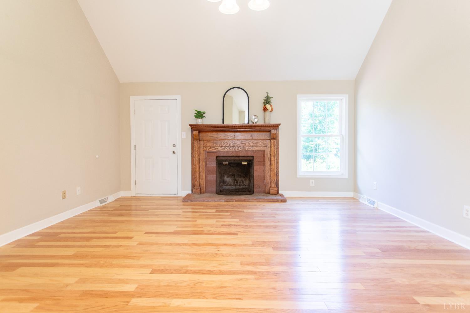 549 Thrashers Creek Road Amherst, VA 24521 - Photo 13 of 66 Gallery Image 13
