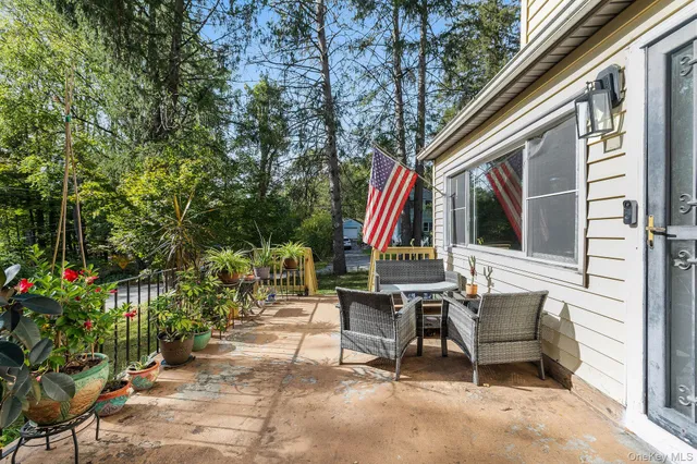 a view of outdoor space yard and patio