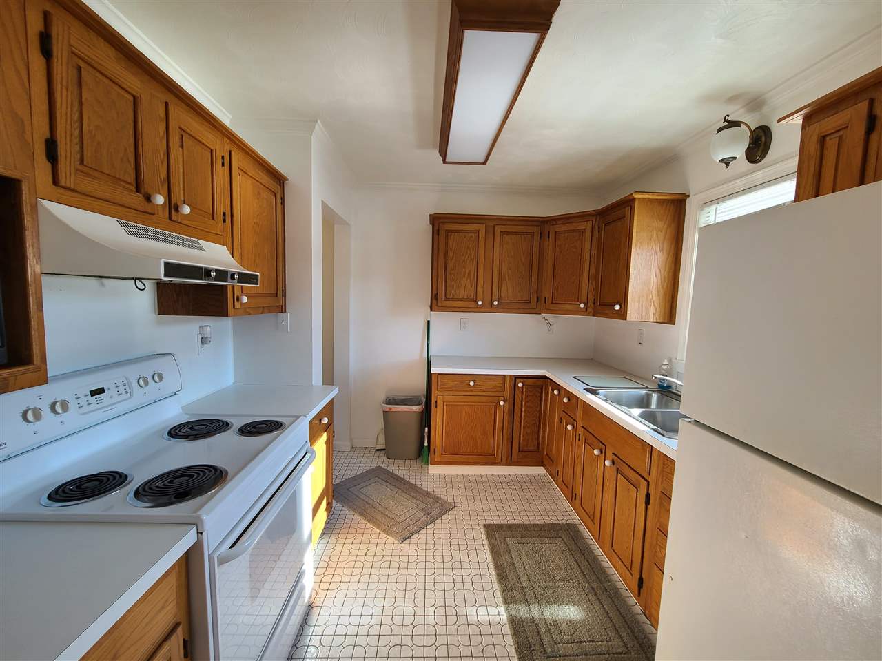 5158 Lennon Road Flint, MI 48507 - Photo 24 of 64 Kitchen