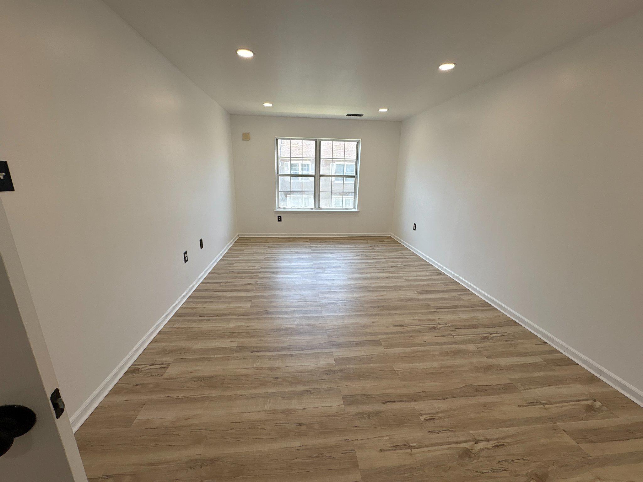 72304 Delaire Landing Road, Unit 304 Philadelphia, PA 19114 - Photo 27 of 56 Bedroom 1