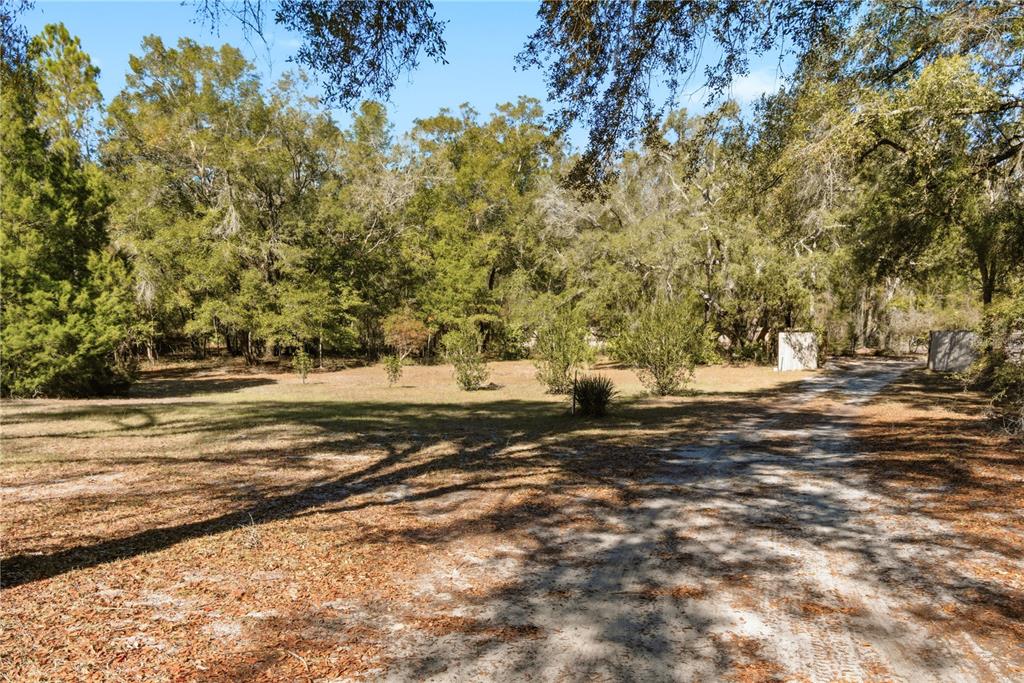 1349 Southwest 27th Place Bell, FL 32619 - Photo 12 of 55