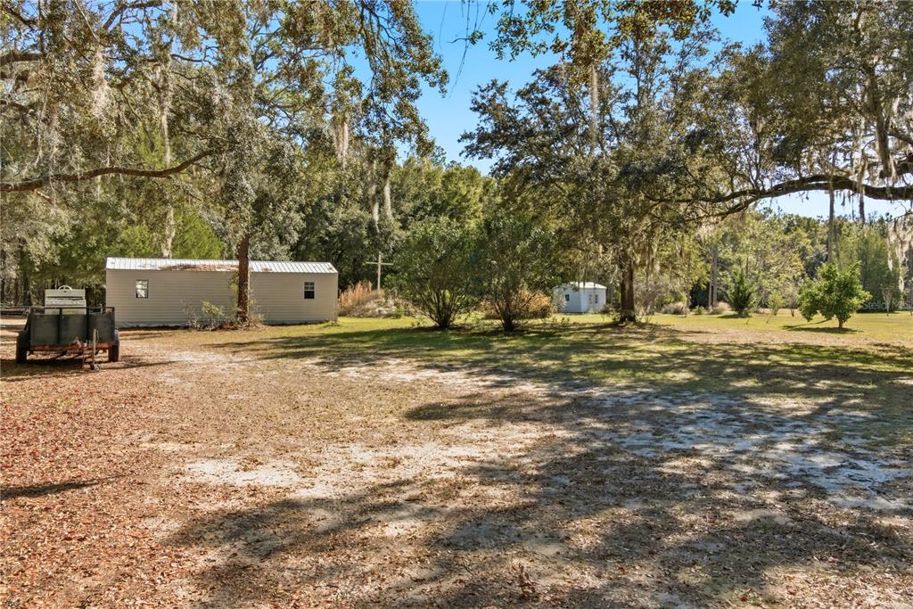 1349 Southwest 27th Place Bell, FL 32619 - Photo 14 of 55