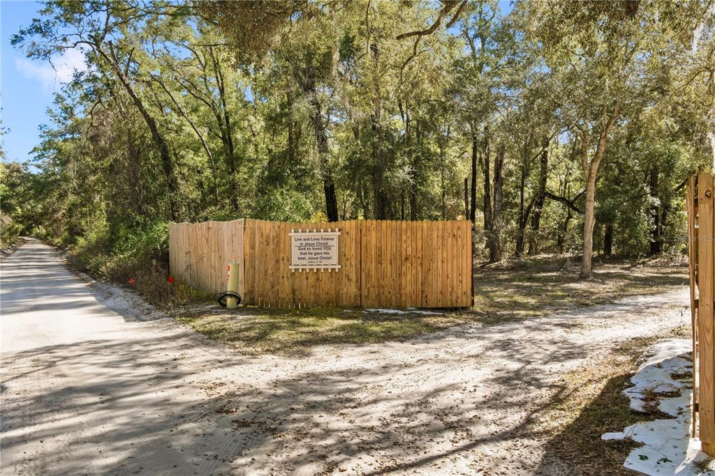 1349 Southwest 27th Place Bell, FL 32619 - Photo 29 of 55