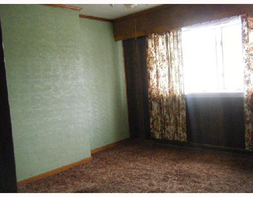 Living Room. 