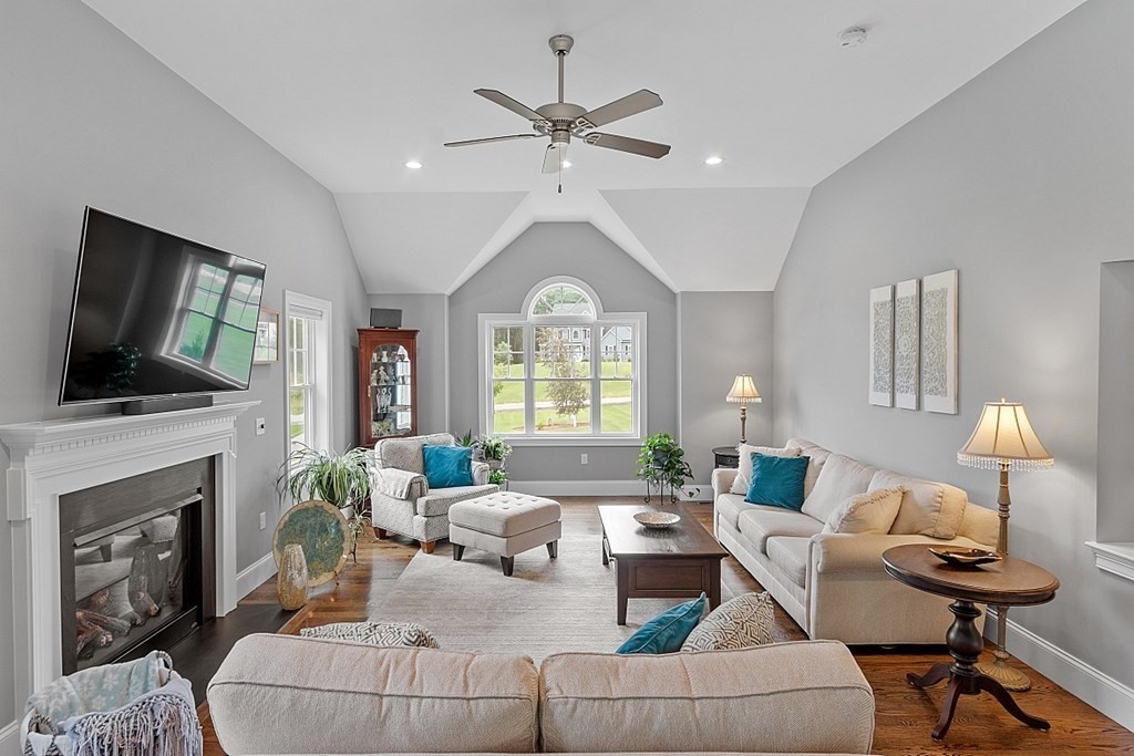 22 Bear Hill Road Dunstable, MA 01827 - Photo 12 of 42 Gallery Image 12