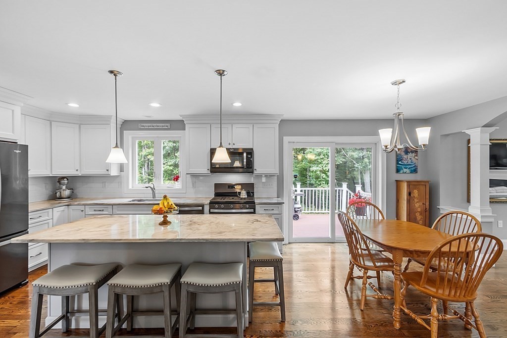 22 Bear Hill Road Dunstable, MA 01827 - Photo 4 of 42 Gallery Image 4