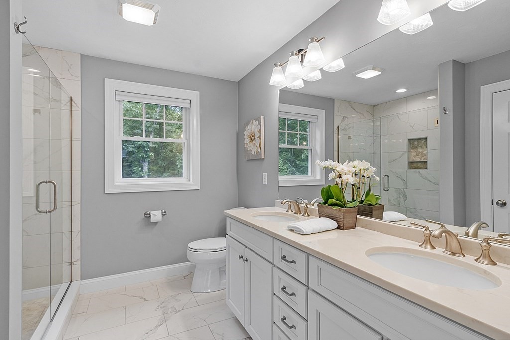22 Bear Hill Road Dunstable, MA 01827 - Photo 7 of 42 Gallery Image 7