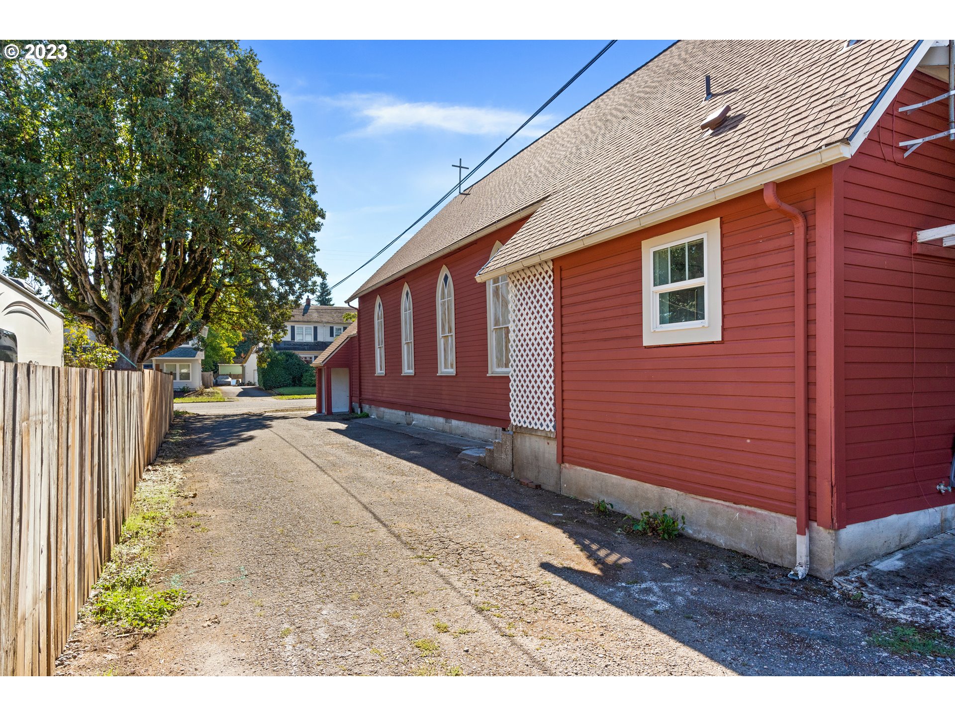 458 Southwest Washington Street Dallas, OR 97338 - Photo 3 of 39 Gallery Image 3