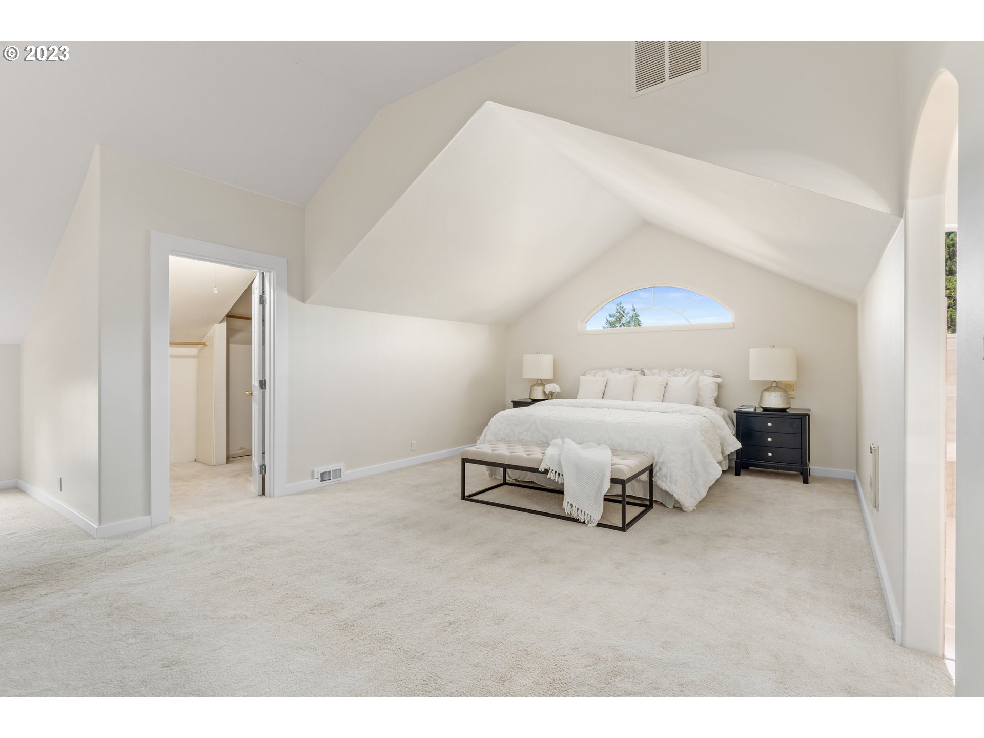 458 Southwest Washington Street Dallas, OR 97338 - Photo 31 of 39 Gallery Image 31
