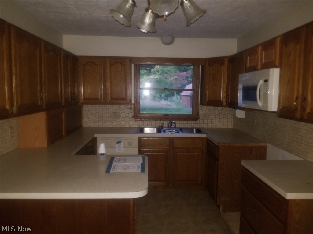 4613 13th Street Northwest Canton, OH 44708 - Photo 3 of 13