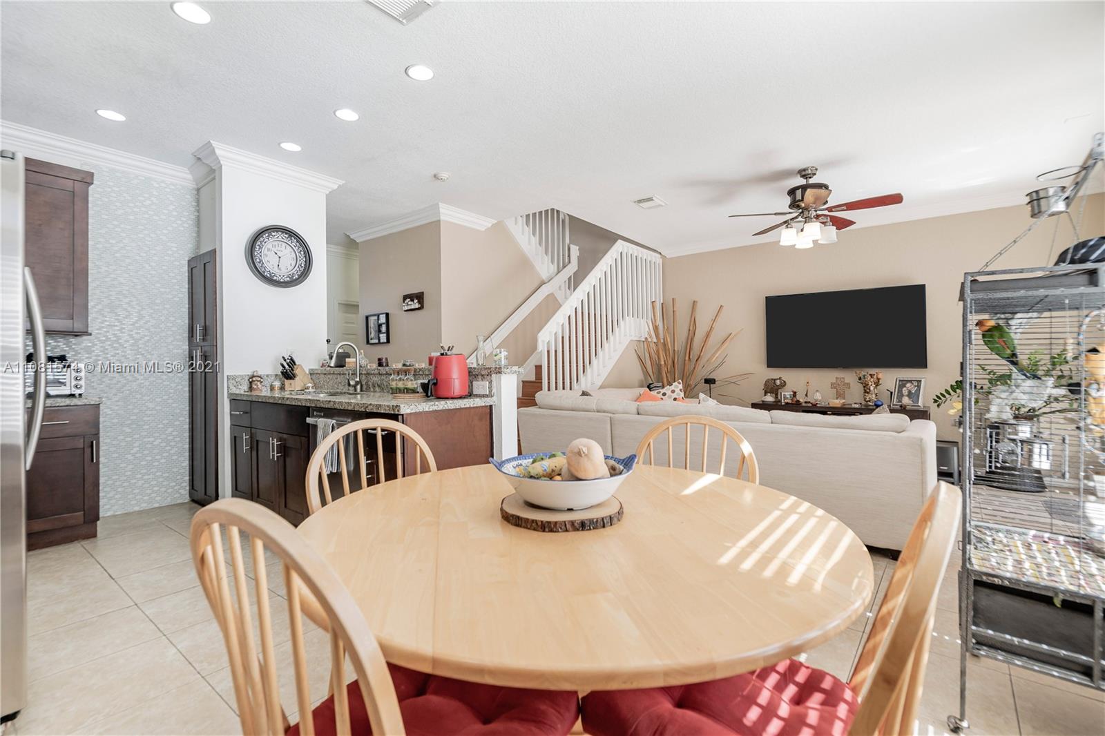 933 Southwest 153rd Path, Unit 933 Miami, FL 33194 - Photo 11 of 33 Gallery Image 11