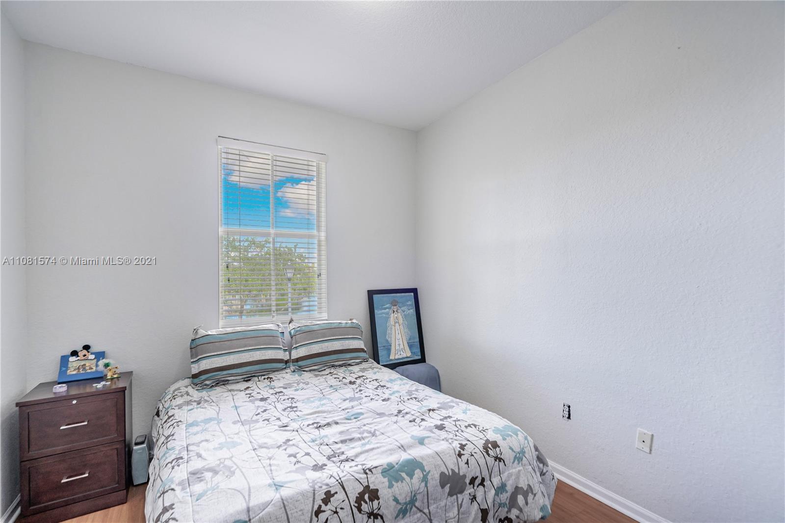 933 Southwest 153rd Path, Unit 933 Miami, FL 33194 - Photo 26 of 33 Gallery Image 26