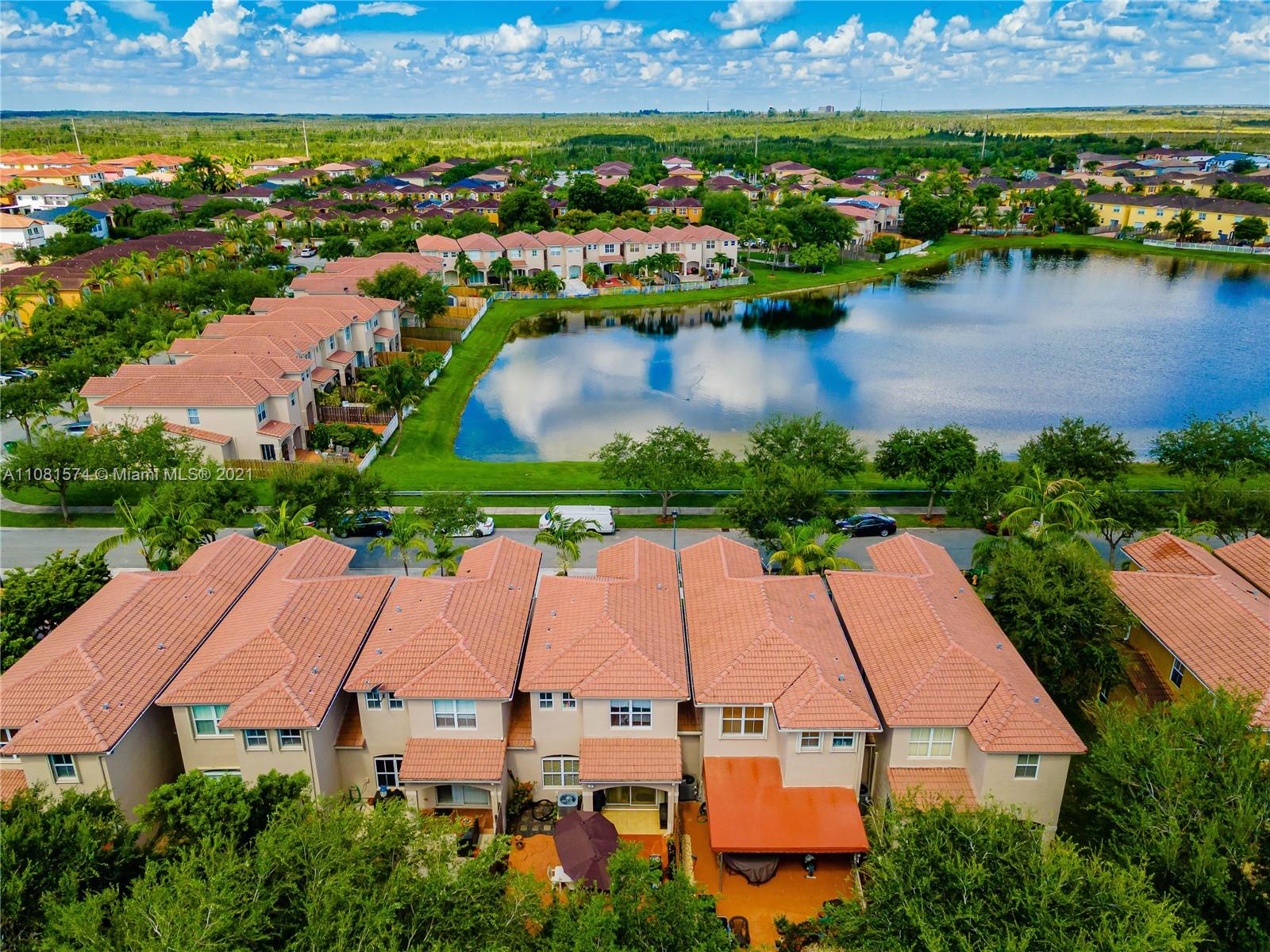 933 Southwest 153rd Path, Unit 933 Miami, FL 33194 - Photo 33 of 33 Gallery Image 33