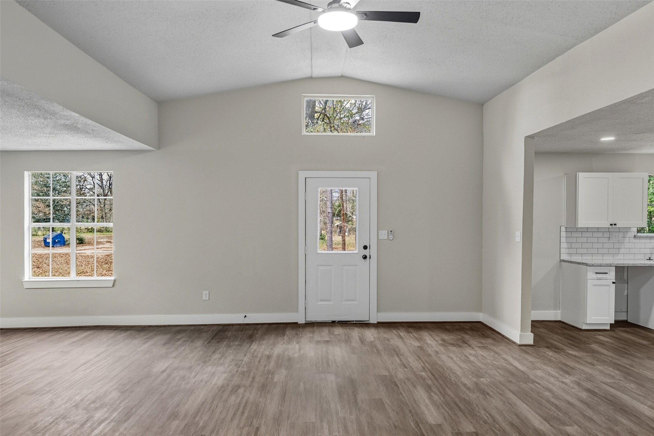 601 Faulkner Avenue Coldspring, TX 77331 - Photo 7 of 31