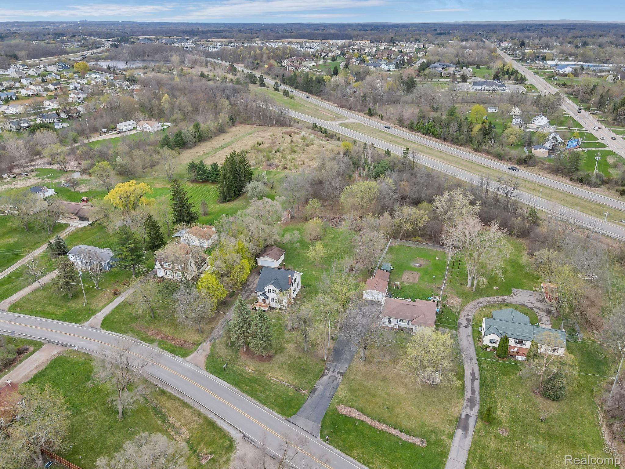 1048 Reid Road Grand Blanc, MI 48439 - Photo 44 of 50 Gallery Image 44