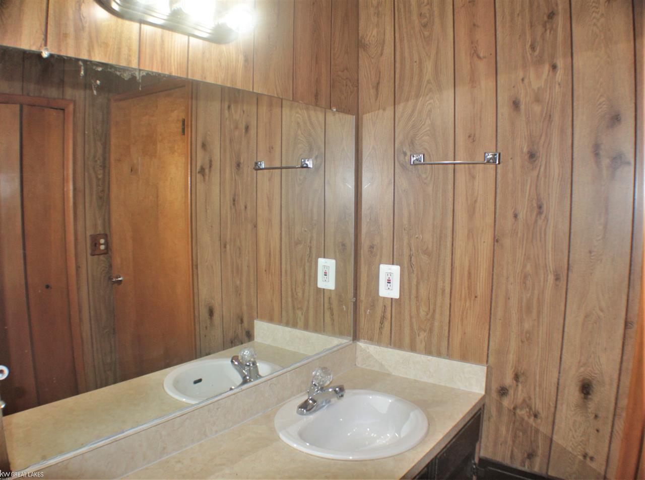 18292 East Thirteen Mile Road, Unit B Roseville, MI 48066 - Photo 15 of 15
