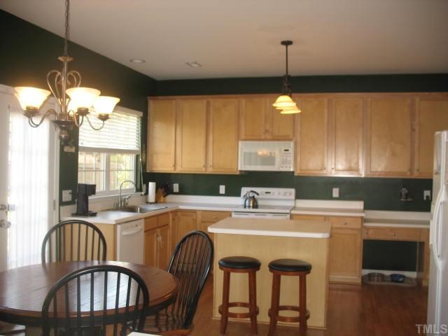 7436 Silver View Lane Raleigh, NC 27613 - Photo 5 of 12