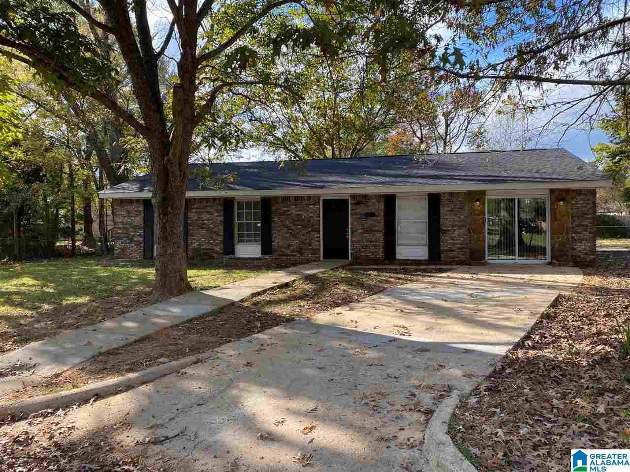 4 Carriage Circle Southwest Bessemer, AL 35022 - Photo 2 of 22