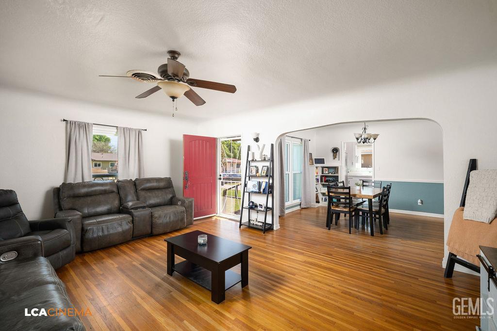 Undisclosed Address Shafter, CA 93263 - Photo 6 of 21 a living room with furniture