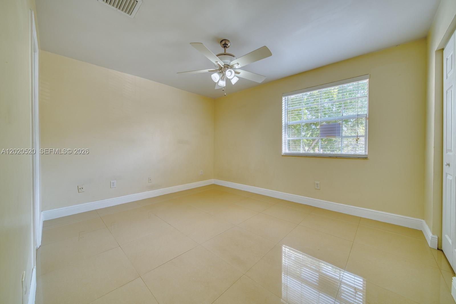 18326 Northwest 68th Avenue, Unit H Hialeah, FL 33015 - Photo 12 of 38