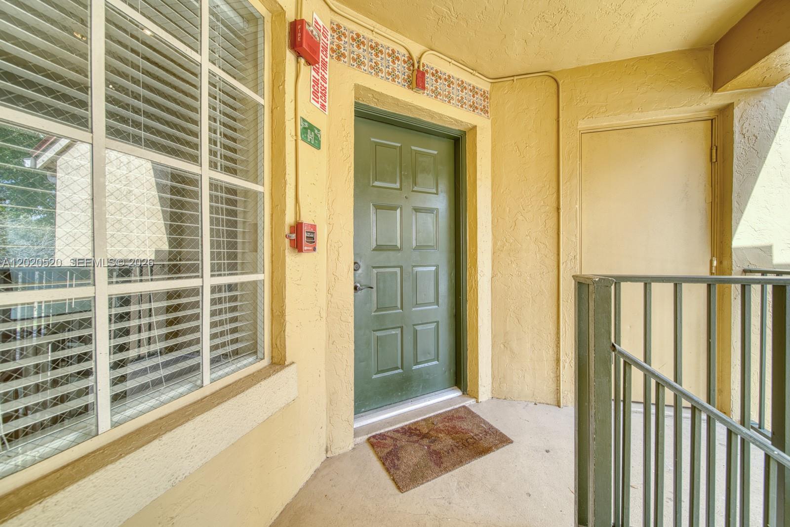 18326 Northwest 68th Avenue, Unit H Hialeah, FL 33015 - Photo 25 of 38