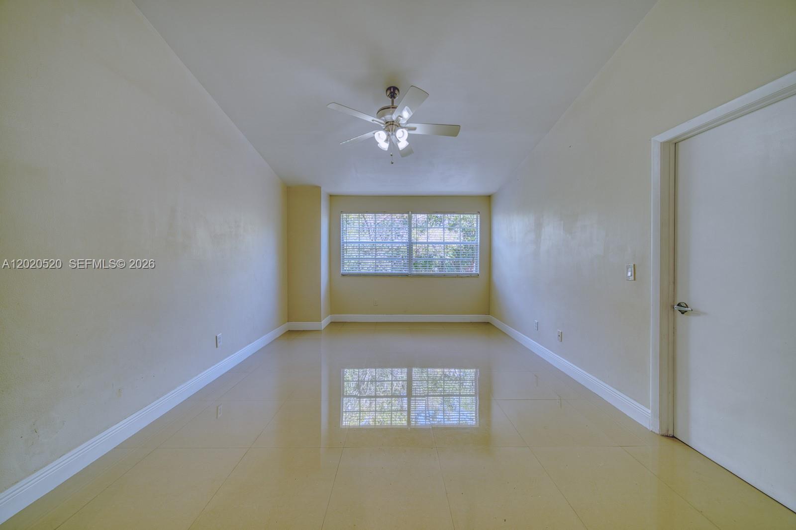 18326 Northwest 68th Avenue, Unit H Hialeah, FL 33015 - Photo 5 of 38