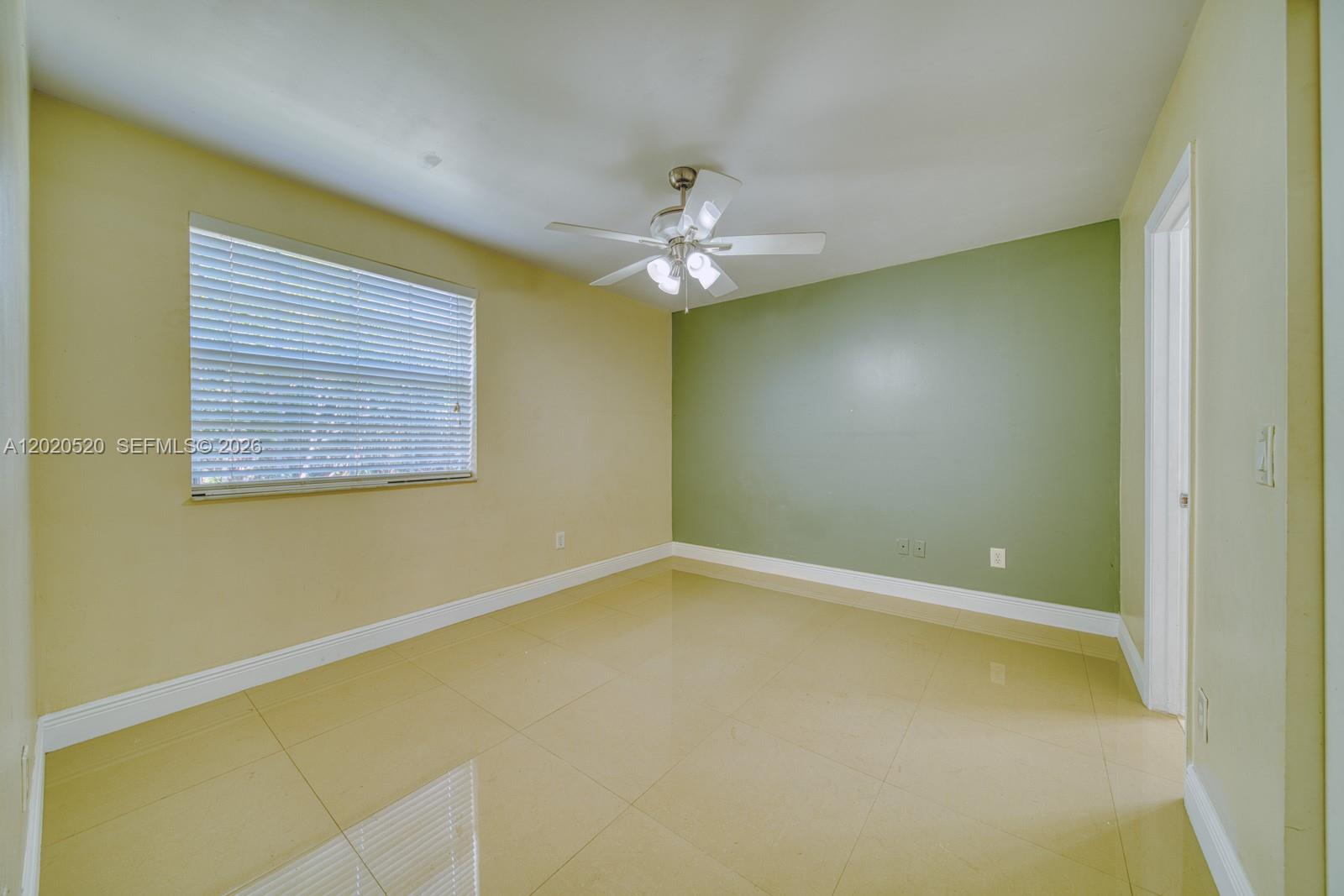 18326 Northwest 68th Avenue, Unit H Hialeah, FL 33015 - Photo 10 of 38