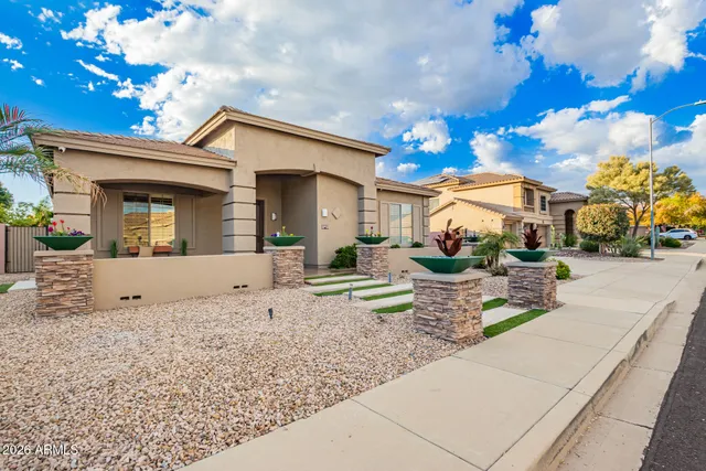 $939,900 | 27414 North 22nd Lane, Phoenix, AZ 85085